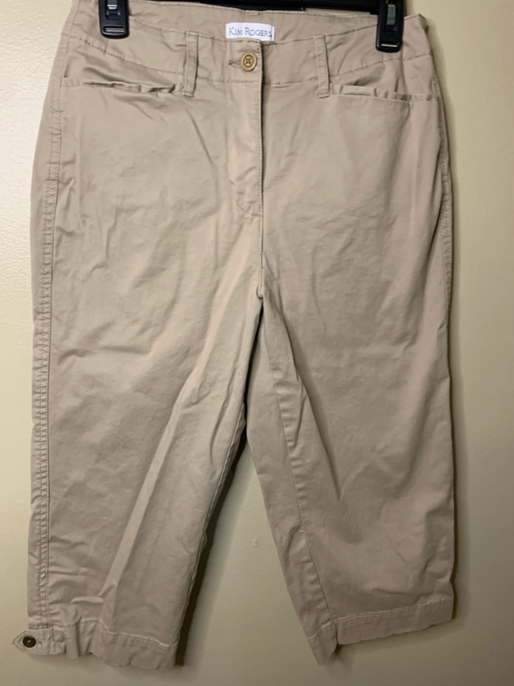 Kim Rogers Light Tan Capri Chinos